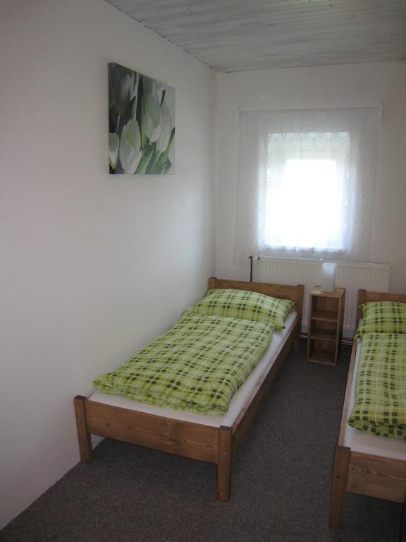 Chata Viktorka Pec pod Sněžkou Zimmer foto